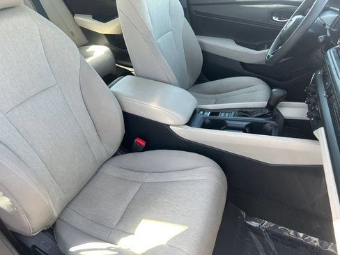 Used 2025 Honda Accord SE image 10