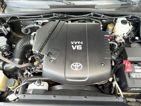 Used 2012 Toyota Tacoma 4x4 Double Cab w/ TRD Off-Road Pkg image 29