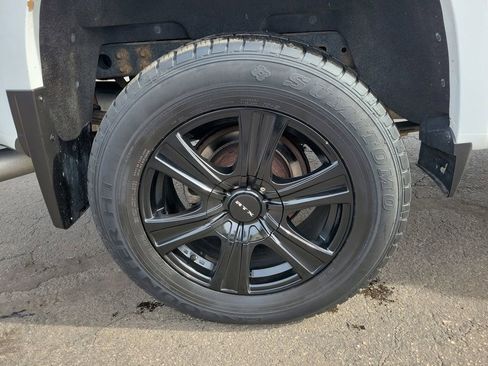 Used 2018 GMC Canyon SLT image 5