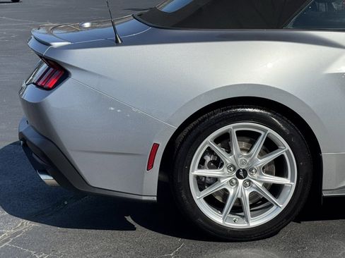 Used 2024 Ford Mustang GT Premium image 39