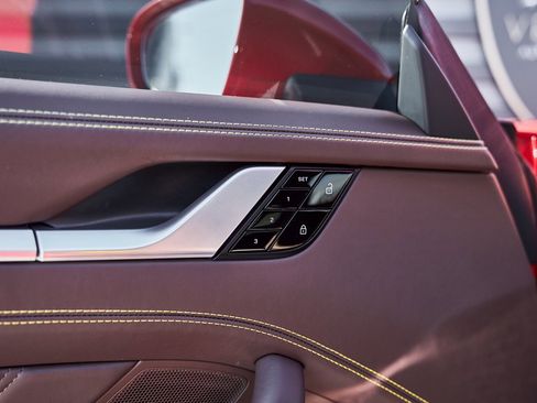 Used 2021 Porsche 911 Turbo S image 30