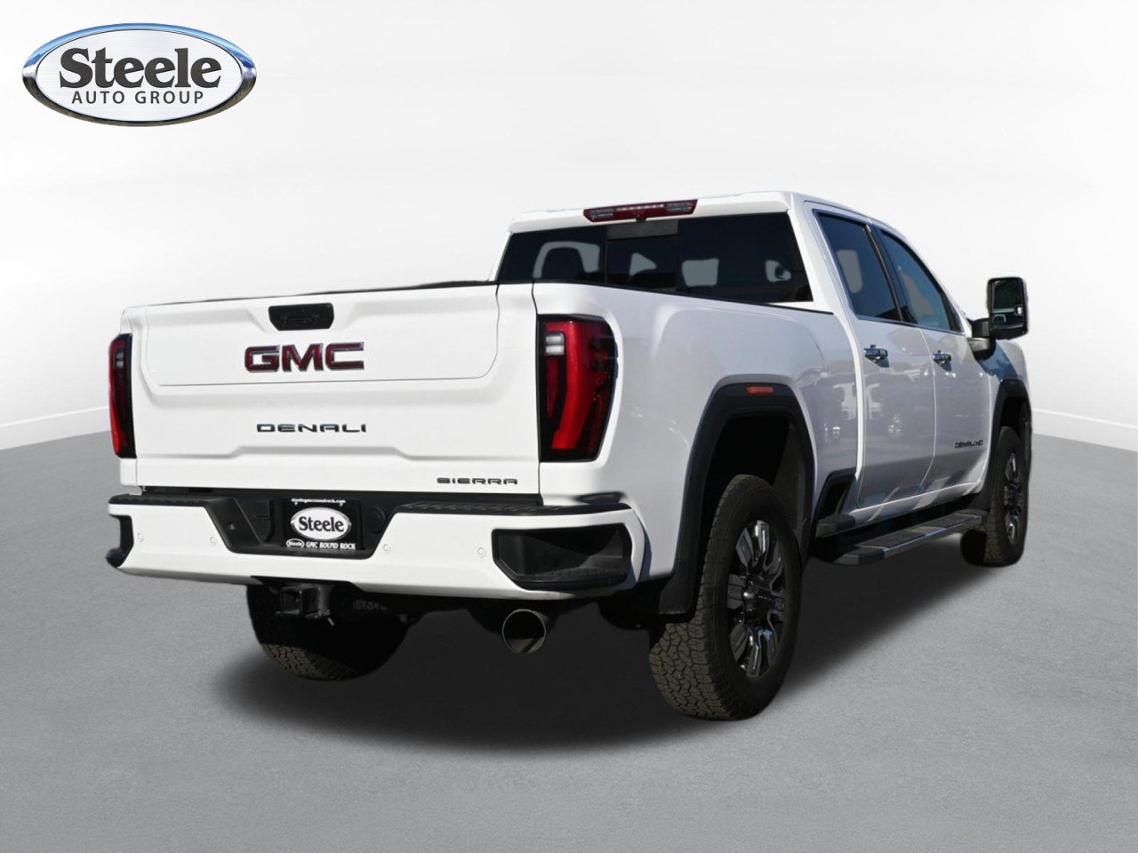Used 2025 GMC Sierra 2500 Denali AWD/4WD image 5