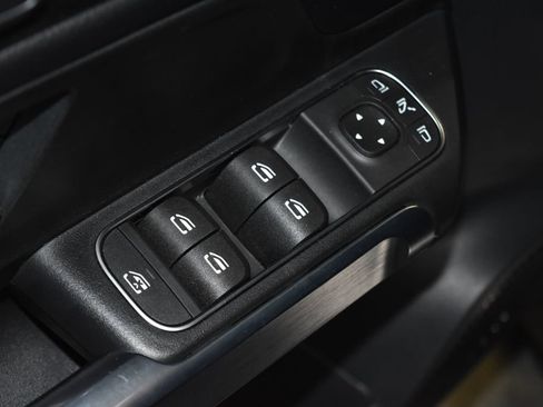 Certified 2025 Mercedes-Benz GLB 250 GLB 250 image 6