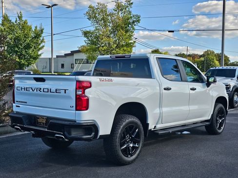 Used 2022 Chevrolet Silverado 1500 LT Trail Boss w/ Safety Package image 6