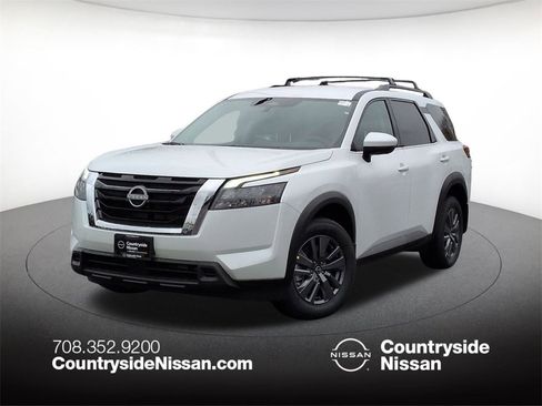 New 2025 Nissan Pathfinder SV image 1