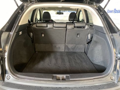 Used 2018 Honda HR-V EX-L image 14