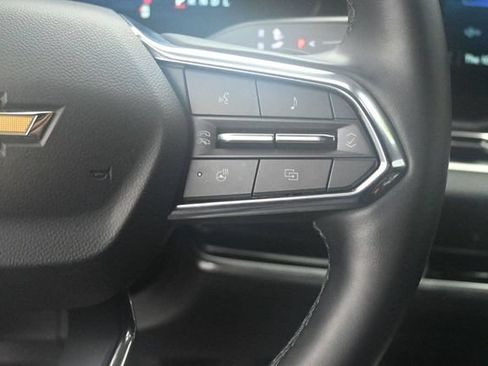Used 2025 Chevrolet Equinox LT AWD/4WD image 36