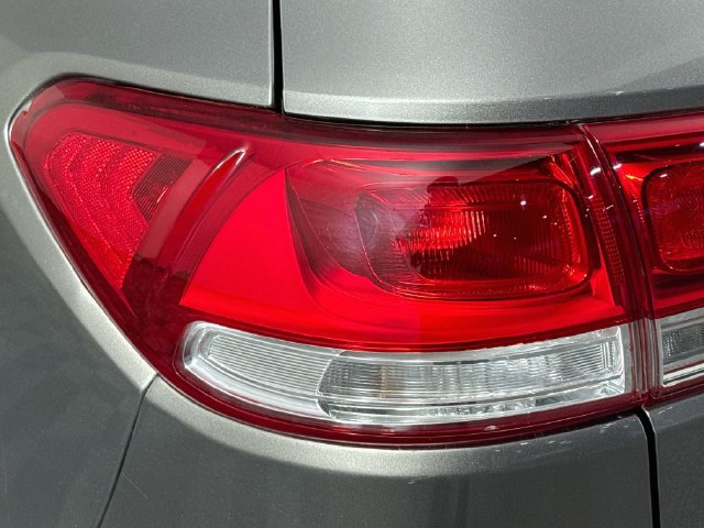 Used 2017 Kia Sorento FWD image 33