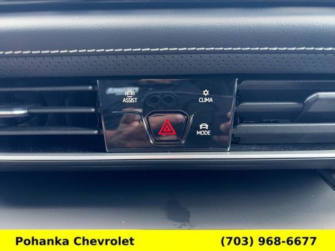 Used 2026 Volkswagen Atlas Cross Sport SE AWD/4WD image 17