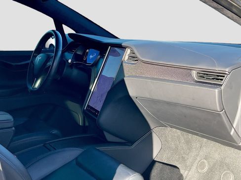 Used 2020 Tesla Model X Performance AWD/4WD image 28