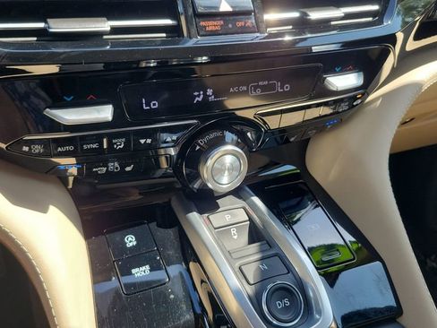 Used 2023 Acura MDX SH-AWD w/ Advance Package image 19