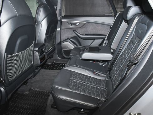 Used 2023 Audi RS Q8 w/ Black Optic Package image 62