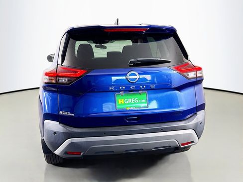 Used 2023 Nissan Rogue S image 8