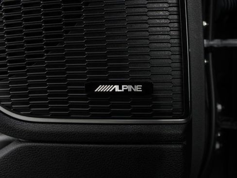 Used 2023 Jeep Grand Cherokee 4WD 4xe image 17