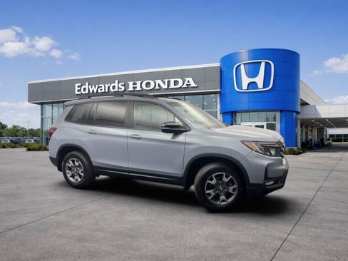 Used 2023 Honda Passport TrailSport image 1