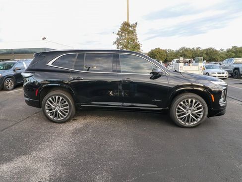 Certified 2026 Buick Enclave Avenir image 11