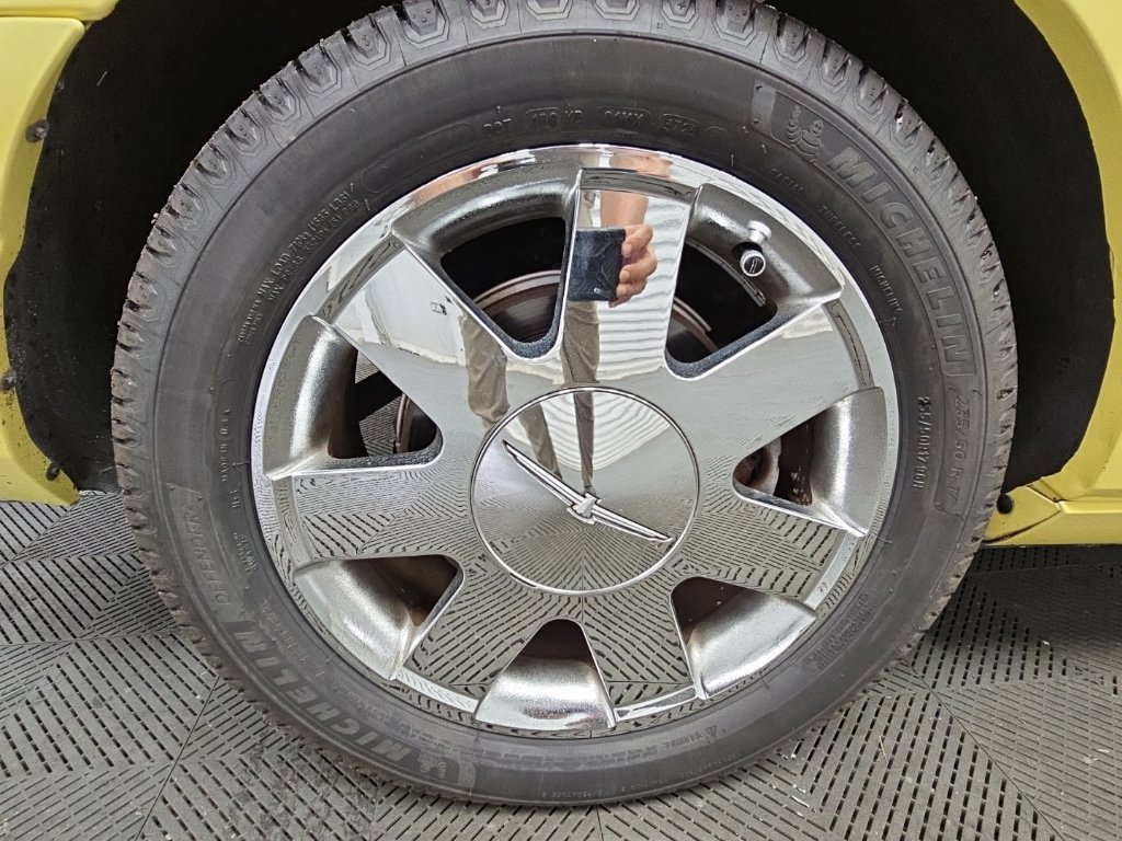 Used 2002 Ford Thunderbird RWD image 35