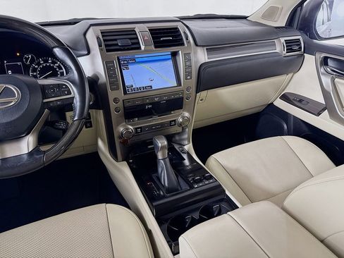 Used 2021 Lexus GX 460 Premium image 25