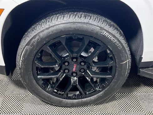 New 2026 GMC Yukon Elevation image 23