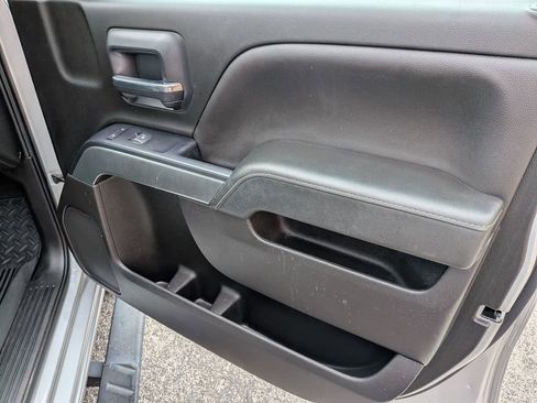 Used 2019 Chevrolet Silverado 1500 LT RWD image 24