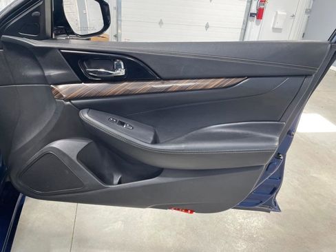 Used 2016 Nissan Maxima Platinum FWD image 24