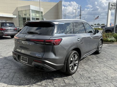 Certified 2025 INFINITI QX60 Luxe image 7