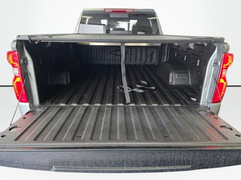 Used 2025 Chevrolet Silverado 1500 LT Trail Boss w/ Convenience Package II AWD/4WD image 20