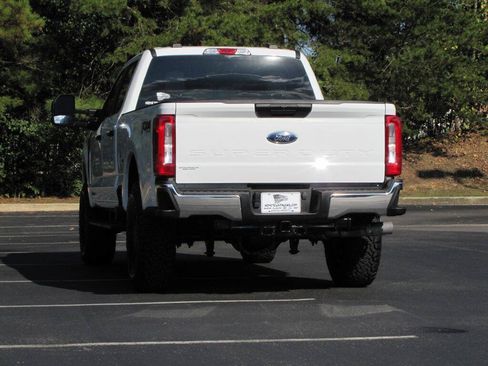 Used 2025 Ford F250 XLT w/ FX4 Off-Road Package AWD/4WD image 11