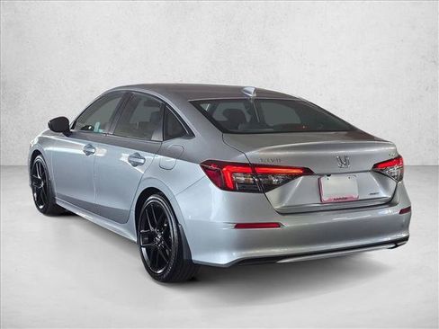 Used 2025 Honda Civic Sport Touring image 8
