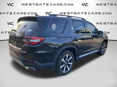 Used 2024 Honda Pilot Touring image 22