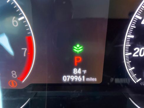 Used 2019 Honda Accord Sport image 7