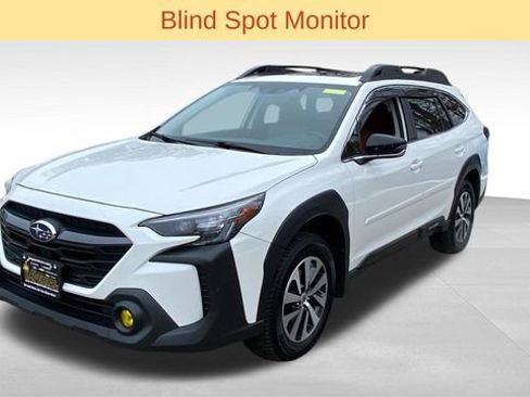 Used 2023 Subaru Outback Premium AWD/4WD image 3