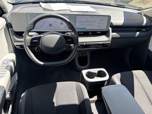 Used 2024 Hyundai Ioniq 5 SEL RWD image 9