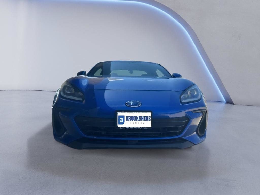 Used 2023 Subaru BRZ Limited RWD image 2