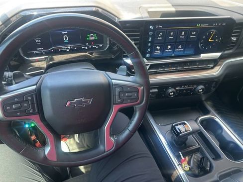 Used 2022 Chevrolet Silverado 1500 RST RWD image 10