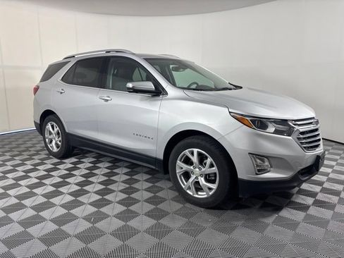 Used 2020 Chevrolet Equinox Premier FWD image 36