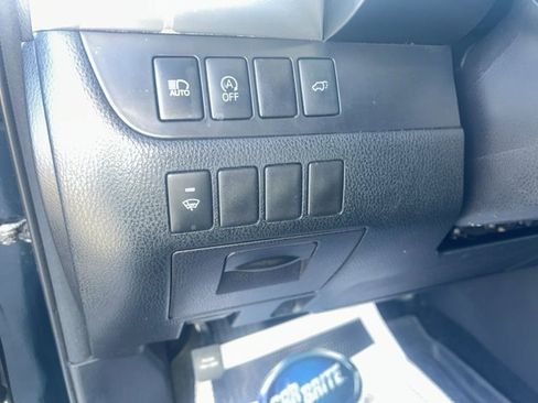 Used 2017 Toyota Highlander XLE image 15