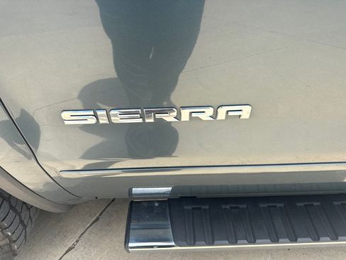 Used 2014 GMC Sierra 1500 SLE w/ SLE Value Package AWD/4WD image 13