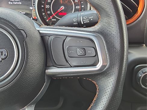 Used 2021 Jeep Gladiator Mojave w/ Safety Group AWD/4WD image 20