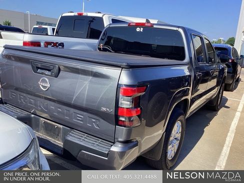Used 2022 Nissan Frontier SV RWD image 6