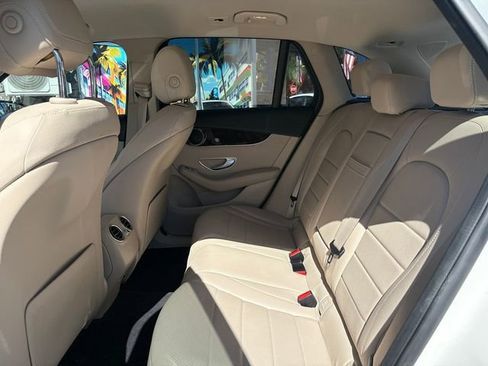 Used 2022 Mercedes-Benz GLC 300 image 15