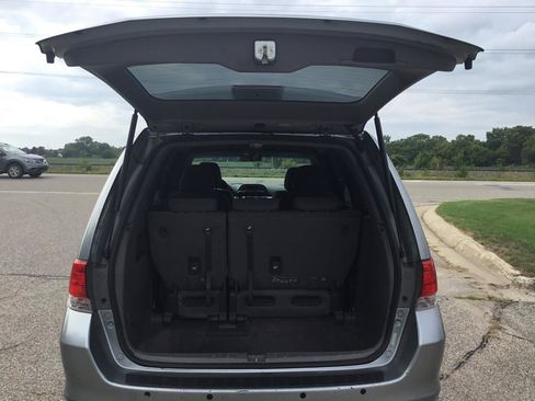 Used 2010 Honda Odyssey EX image 20