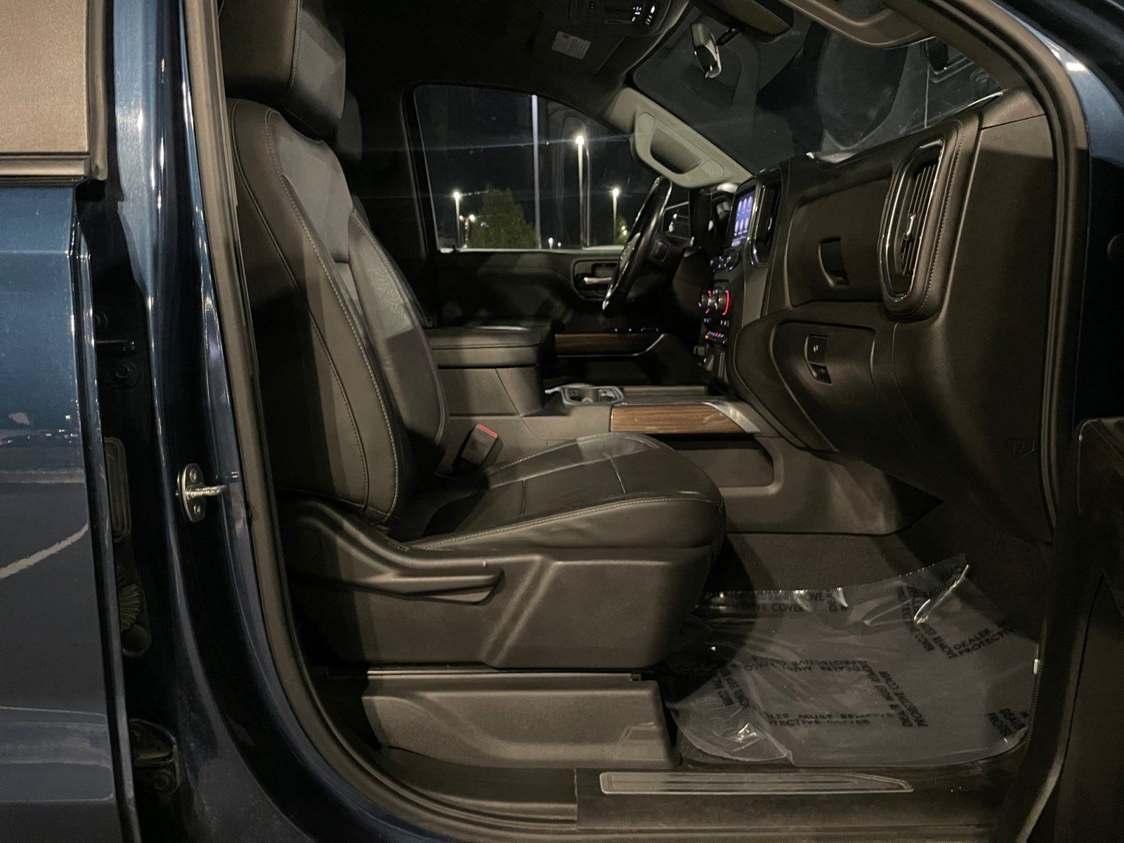 Used 2019 Chevrolet Silverado 1500 LT Trail Boss AWD/4WD image 28