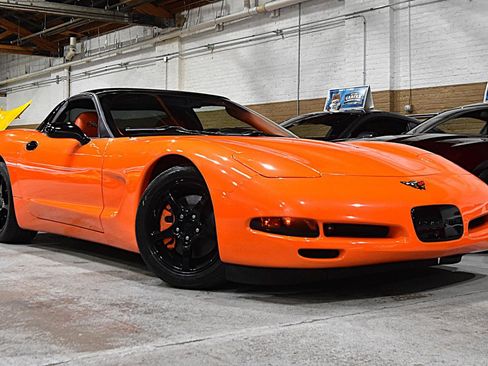 Used 2003 Chevrolet Corvette Coupe w/ Preferred Equipment Group image 3