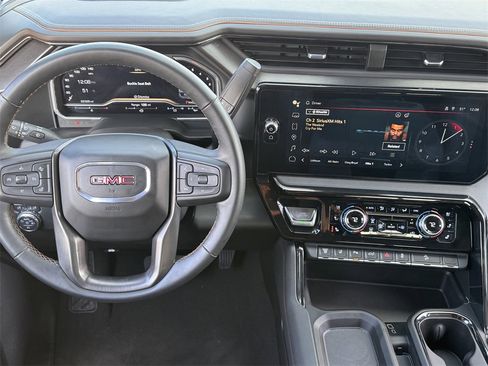 Used 2024 GMC Sierra 2500 AT4 w/ AT4 Premium Plus Package image 15