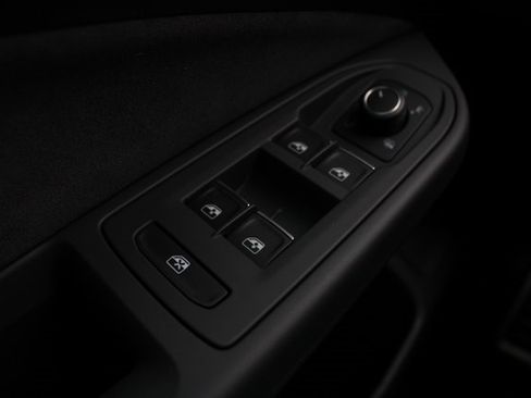 New 2026 Volkswagen GTI SE image 18