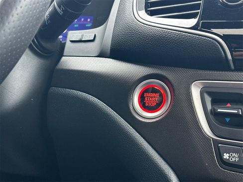 Used 2023 Honda Passport TrailSport image 30