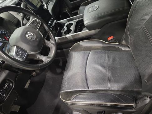 Used 2024 RAM 3500 Laramie w/ Night Edition image 17