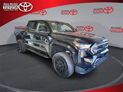New 2025 Toyota Tacoma SR5