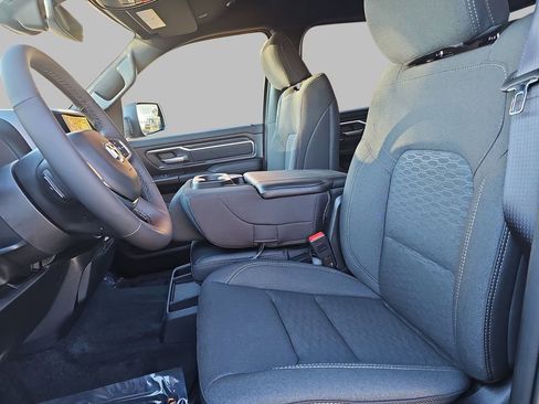 New 2026 RAM 1500 4x4 Crew Cab image 14